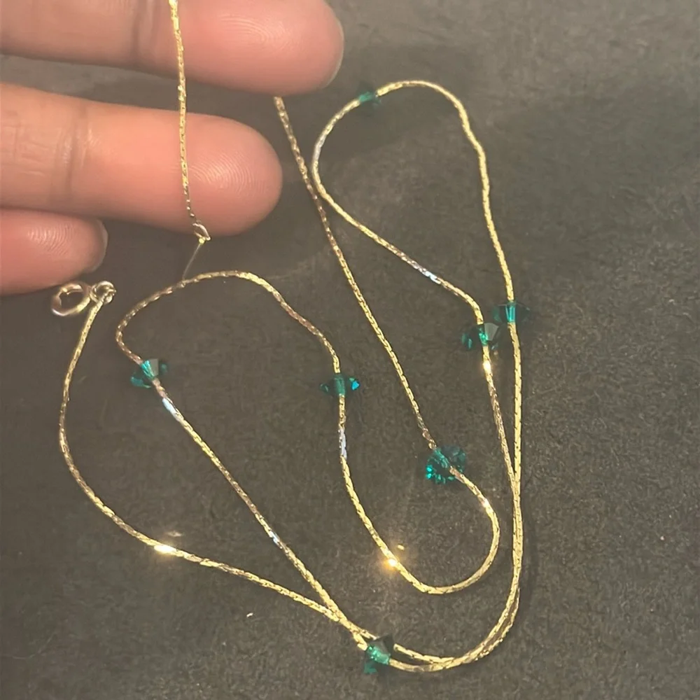 🛑🛑SOLD 🛑🛑Vintage Liquid Gold Necklace with Green Glass Crystals - Picture 4 of 17